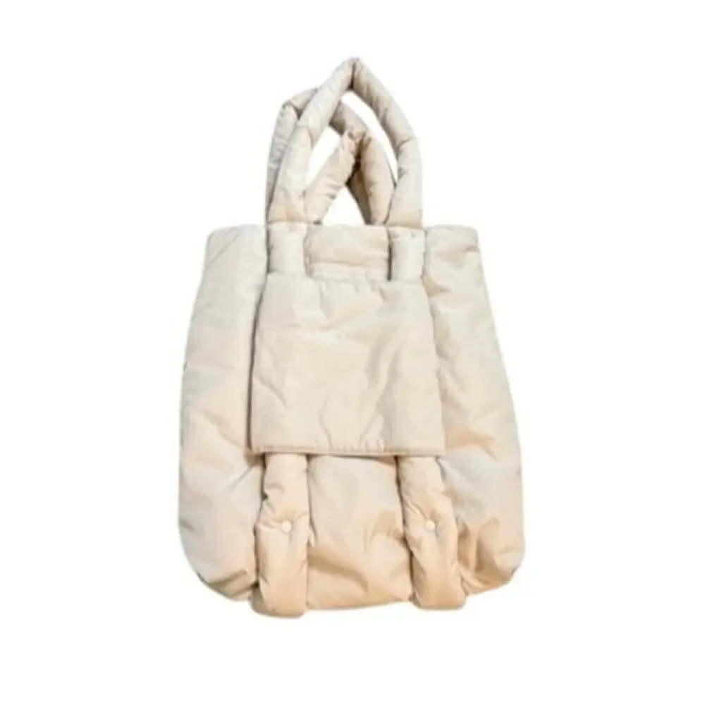 Dagne Dover Jemi Cargo Tote – Moonbeam | Puffer Style Travel Tote